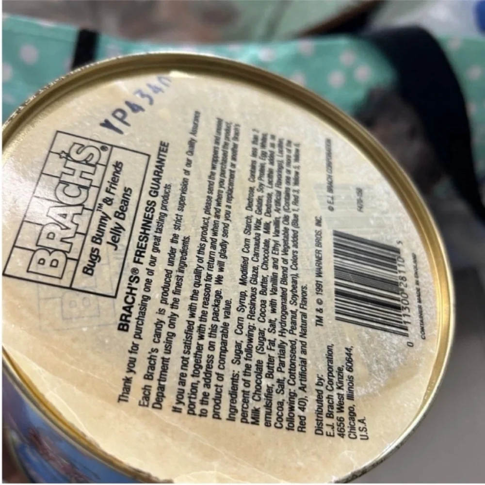 Warner Bros. Bugs Bunny Birthday Tin - Blue